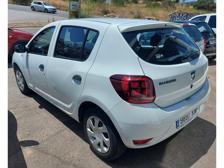 Dacia Sandero ESSENTIAL foto 6